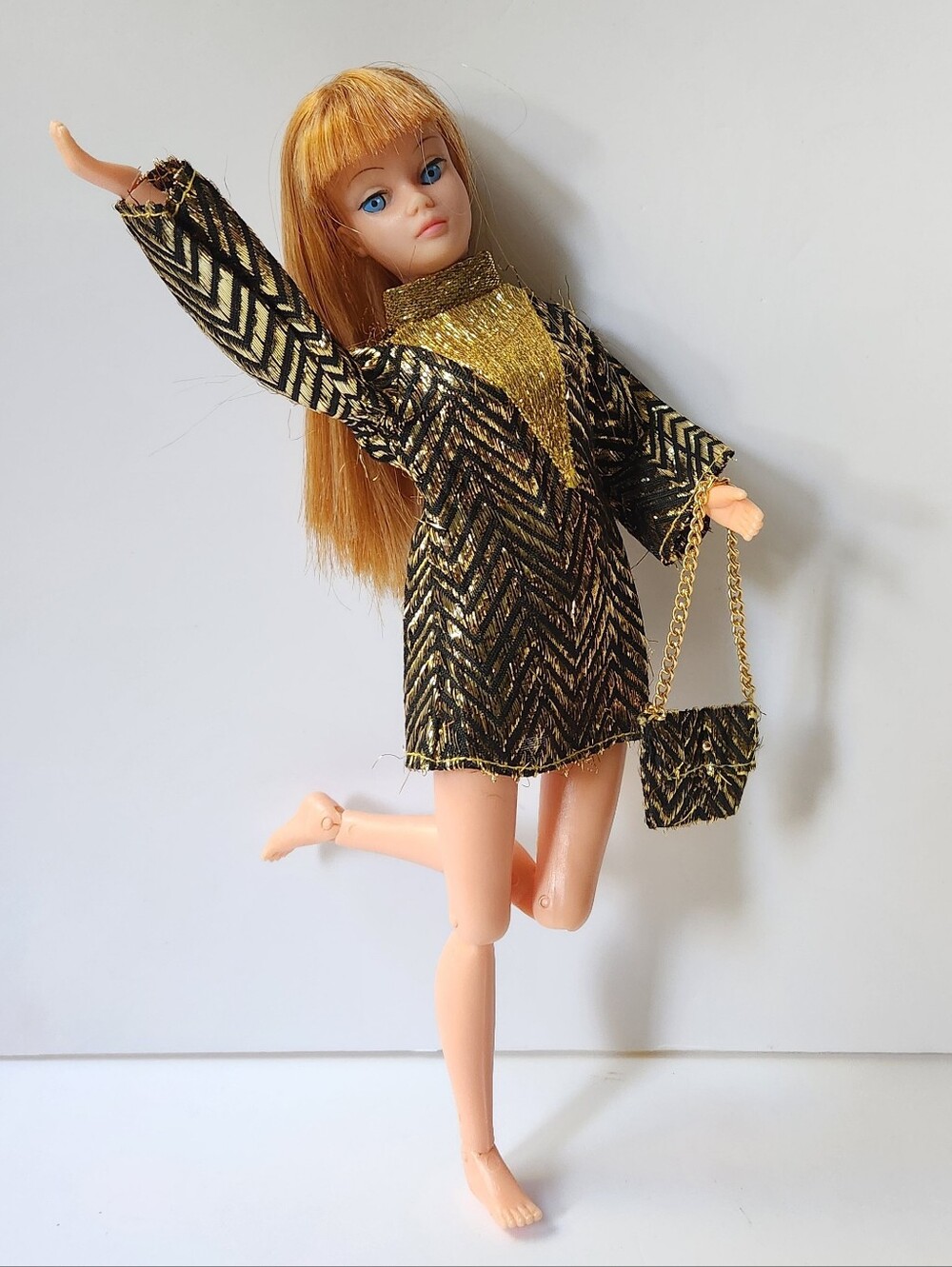 Vintage Action Girl/Dollikin Articulated Doll With Outfits